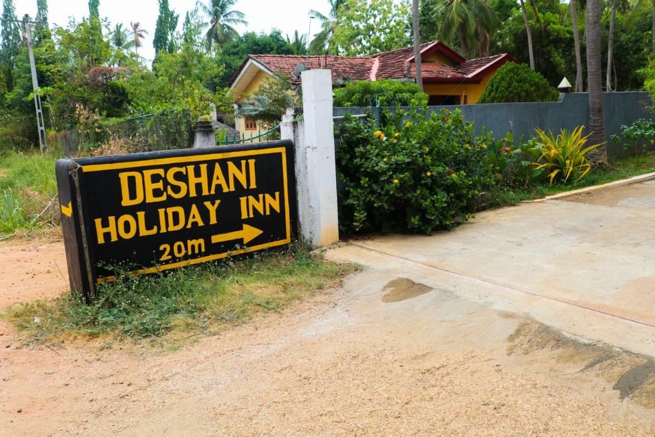 Deshani Holiday Inn Дамбула Екстериор снимка